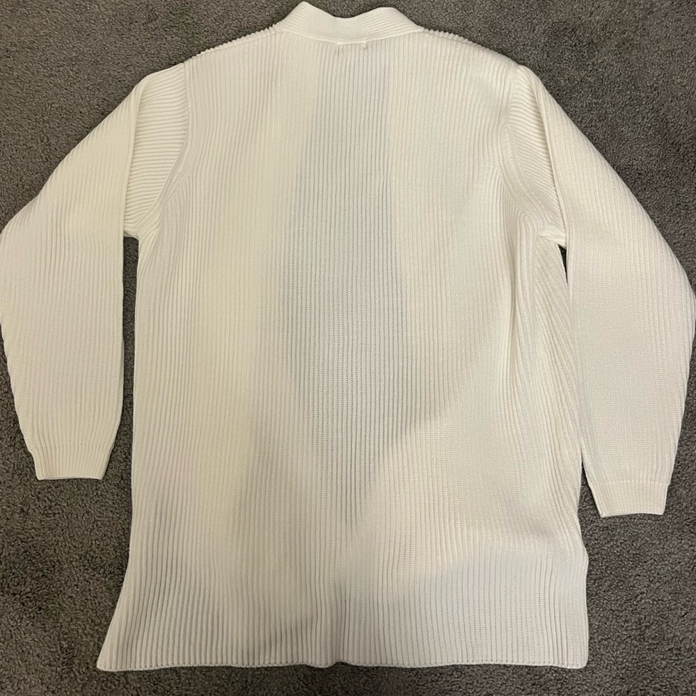 White Button-Up Cardigan - Picture 5 of 6